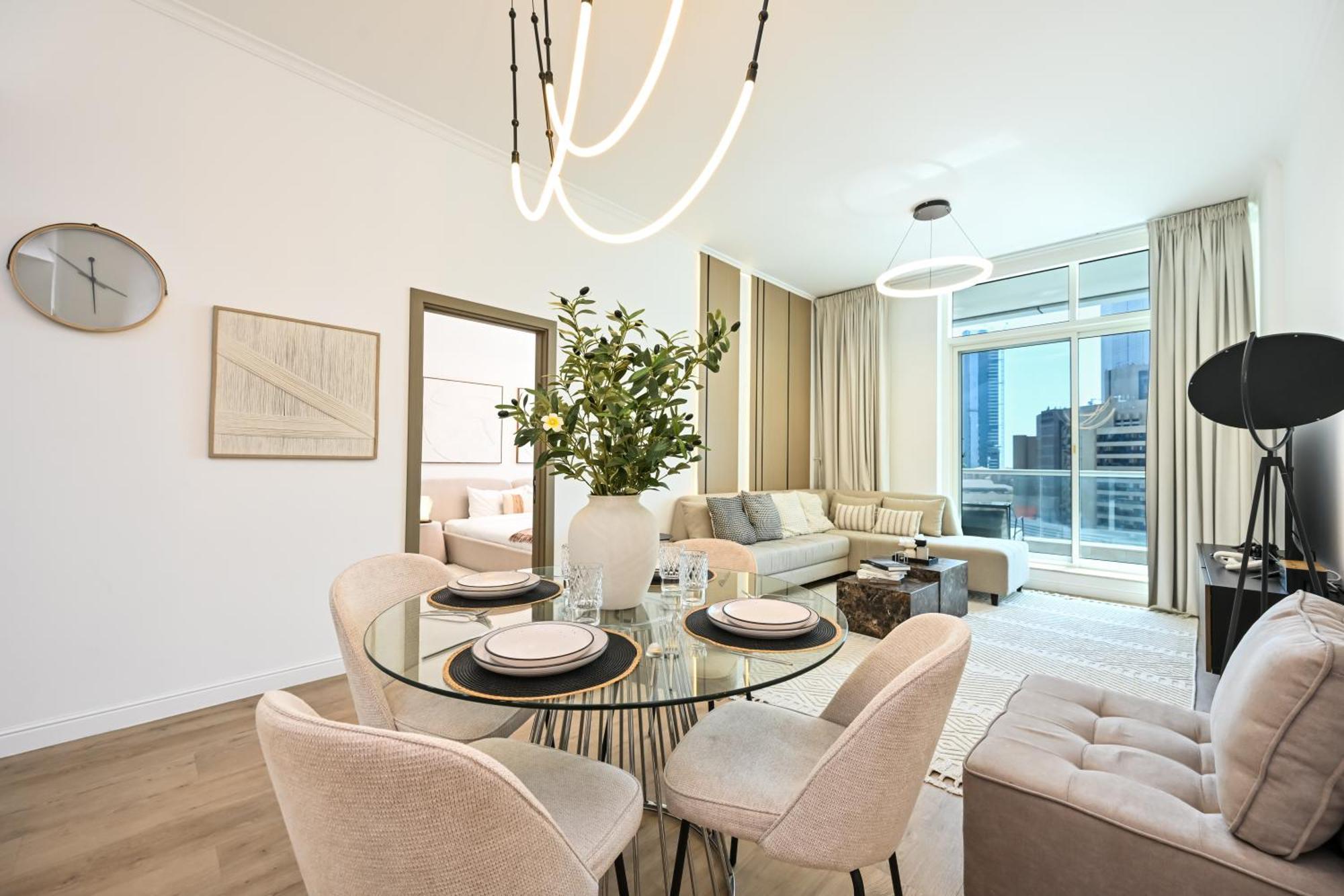 New Renovated Modern 1 Bedroom Marina * Dubai
