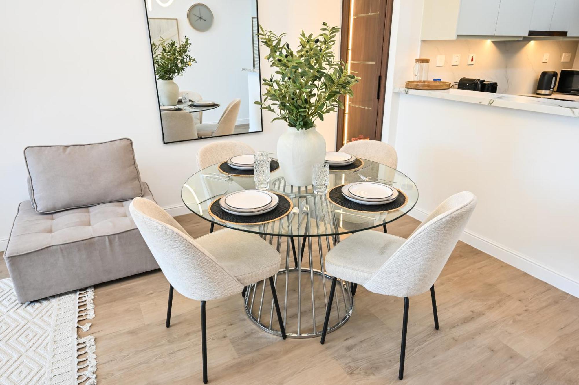 New Renovated Modern 1 Bedroom Marina Dubai